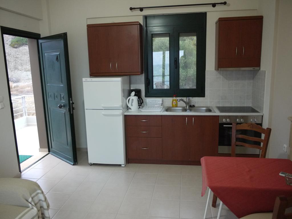 Portela Apartments Kampoula 케라토캄보스 객실 사진